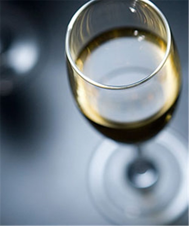 Abstinenz bringt Mumm in die Knochen Das Glas stehen zu lassen, lohnt sich für Alkoholkranke aus mehreren Gründen.