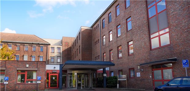 800.000 Euro Schmerzensgeld nach Behandlungsfehler Das Klinikum Emden muss wegen eines groben Behandlungsfehlers tief in die Schmerzensgeldtasche greifen.