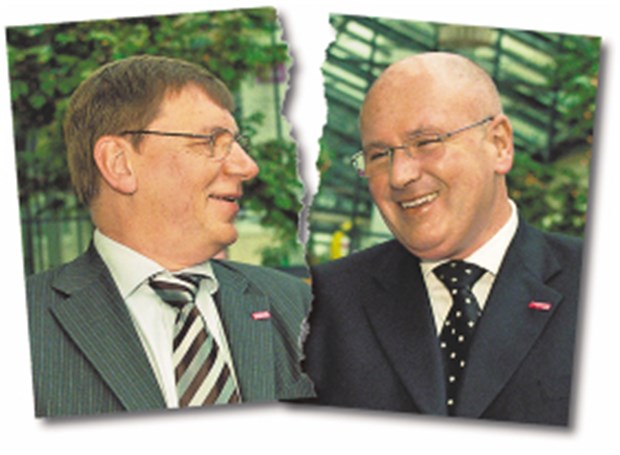 Köhler bietet "friedliche Koexistenz" an Das Lachen täuscht: Die letzten Jahre waren von einer tiefen Kluft zwischen KBV-Chef Dr. Andreas Köhler und Hausärzte-Chef Ulrich Weigeldt geprägt. Gehen beide nun Schritte aufeinander zu?