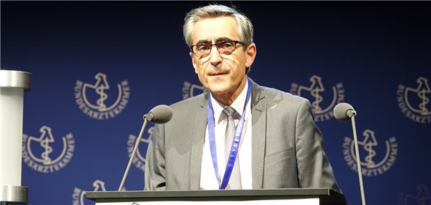 Das Landgericht Saarbrücken hat die Eröffnung eines Hauptverfahrens gegen den Saarländischen Kammerchef Dr. Josef Mischo abgelehnt.