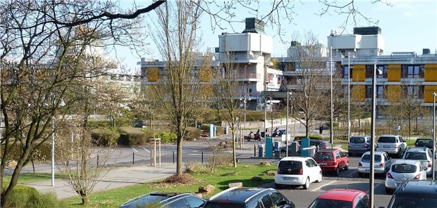 Die Bilanz fällt zwiespältig aus Das Marburger Universitätsklinikum: Die Bürgerinitiative „Notruf 113“ begleitet seither die Unternehmenspolitik kritisch.