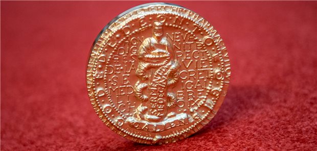 Das Objekt der Begierde: Die Galenus-von-Pergamon-Medaille.