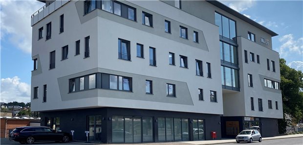 NRW-Ärztehaus geht an einen Fonds – und wird erweitert Das Pergamon-Zentrum in Lüdenscheid: Kurz nach Eröffnung meldete ein Fonds Interesse an – und verspricht langfristigen Bestand.