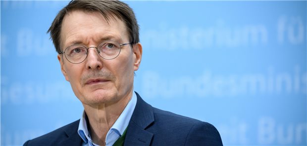 Freiwillige Isolation nach Corona-Infektion soll doch nicht kommen „Das Signal ist falsch und schädlich“: Bundesgesundheitsminister Professor Karl Lauterbach rudert bei den Isolations- und Quarantäneregeln zurück.