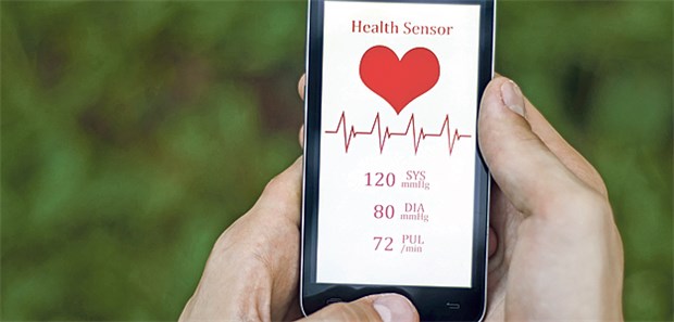 Gesundheits-Apps werden für Chroniker wichtig Das Smartphone als Sammelstation für Gesundheitswerte liegt bei Patienten im Trend.