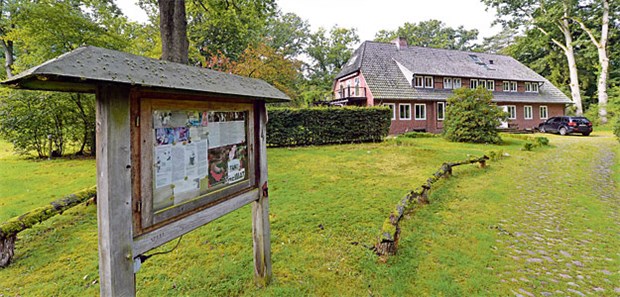 Massenrausch als Therapie-Experiment Das Tagungszentrum "Tanzheimat Inzmühlen" in Handeloh wurde Schauplatz des Massenrauschs.