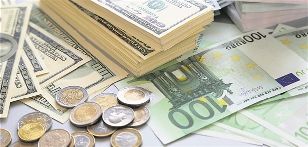 Währungseffekte bieten jetzt Potenzial an der Börse Das Verhältnis von Euro zu US-Dollar ist immer wieder Schwankungen unterworfen.