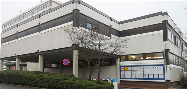 160 Beschäftigte der Westküstenkliniken auf einen Schlag in Quarantäne Das Westküstenklinikum in Brunsbüttel ist von Personalausfällen wegen Corona betroffen.