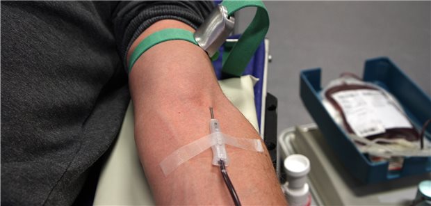 Gremium lenkt bei Blutspendeverbot für Schwule ein Das fließt das Blut – künftig vielleicht auch von mehr MSM?