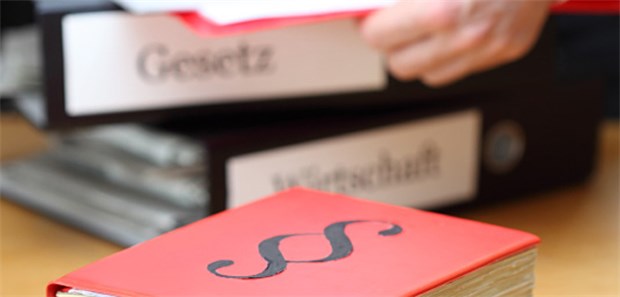 Ärzte-Kritik bleibt unberücksichtigt Das geplante Versorgungsstärkungsgesetz bleibt umstritten.