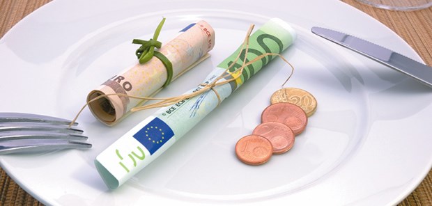 Zickzack-Kurs in der Honorarpolitik Das "große" Fressen: Wer kriegt was vom Honorarfutter?