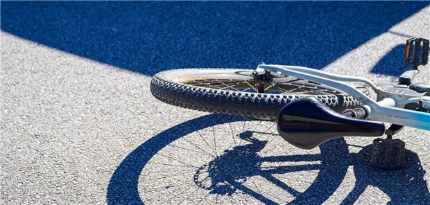 Ein Fahrrad auf dem Boden