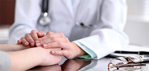 Deutsche Patienten mit wenig Vertrauen in Schulmedizin Das ist Patienten in Deutschland laut einer Umfrage besonders wichtig beim Arzt: Geduldiges Zuhören und dass ihre Anliegen und Sorgen ernst genommen werden.