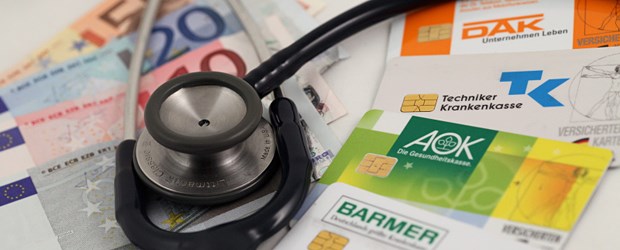 Alleingang: Kasse schafft Praxisgebühr ab Das liebe Geld und die Krankenkassen.
