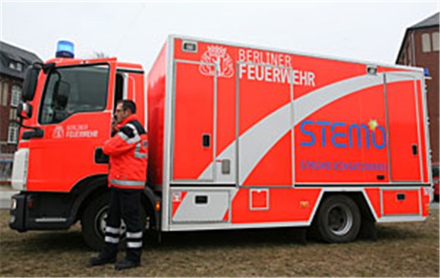 Rollende Miniklinik für Schlaganfall-Patienten Das neue Feuerwehr-Spezialmobil für Schlaganfall-Patienten.