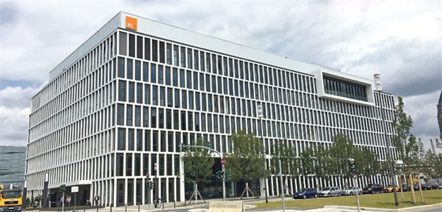 Das neue "Haus der Ärzte": Die KV Hessen ist in Frankfurts modernes Europaviertel gezogen.