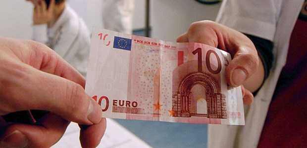 Mehr Arbeit für Zahnärzte Das waren noch Zeiten: Zehn Euro vom Patienten.