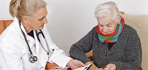 Mehr Pneumonien unter Benzodiazepinen Dass Benzodiazepine bei Alzheimerkranken Pneumonien begünstigen, erklären sich die Forscher mit einer möglicherweise stärker sedierenden Wirkung der Präparate in dieser Population. Dadurch steige die Aspirationsgefahr.