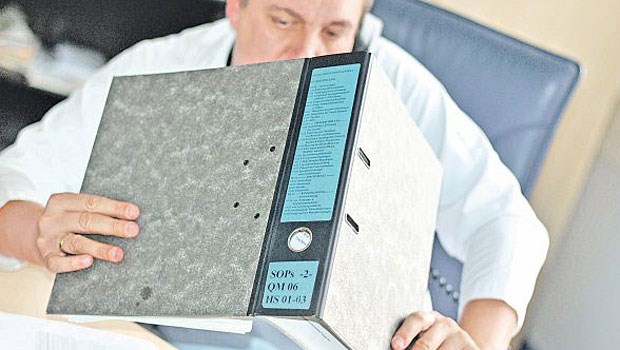 Dass Qualitätssicherung notwendig ist, steht außer Frage. Aber die damit verbundene Bürokratie ärgert viele Ärzte.