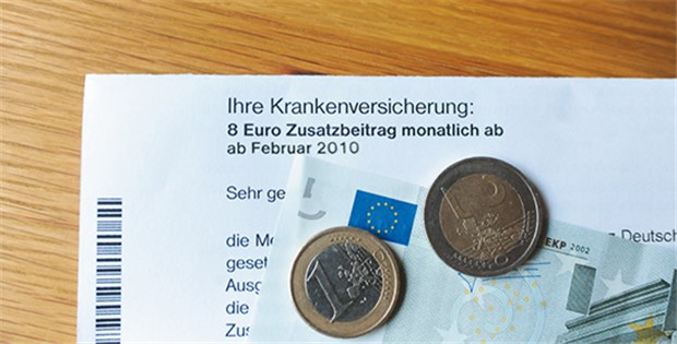Rösler plant Zuschlag für säumige Versicherte Dass es auch künftig bei durchschnittlich acht Euro Zusatzbeitrag bleibt, gilt als unwahrscheinlich.