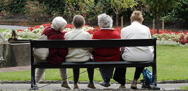 Länder suchen Zukunftskonzepte Demografischer Wandel auf der Parkbank.