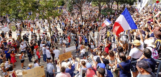 200 Protestmarsche Gegen Corona Politik In Frankreich