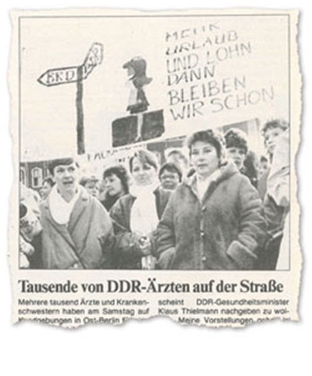 Der Staat zerfällt, Bürger organisieren sich Demonstration von Ärzten und Krankenschwestern im Januar 1990 in Ost-Berlin. Mehr Gehalt, bessere Arbeitsbedingungen.