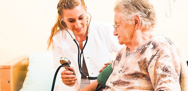 Aggressive Blutdrucksenkung bremst kognitiven Abbau nicht Den Blutdruck besonders intensiv senken, um dem kognitiven Abbau bei älteren Diabetikern vorzubeugen? Diese Rechnung scheint nicht aufzugehen.