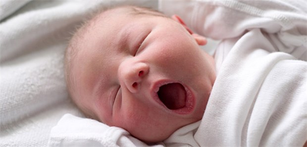 Babys stellen sich Sprechen vor Denk es nochm oder spricht es schon?
