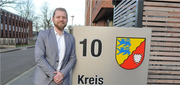Dennys Bornhöft, bis 2022 gesundheitspolitischer Sprecher der FDP im Landtag, kümmert sich als Leiter des Gesundheitsamtes in Rendsburg-Eckernförde heute um Hygienebegehungen und Schuleingangsuntersuchungen.