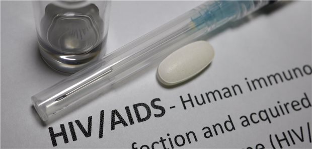 Depotformulierungen gegen HIV: Injizierbare HIV-Therapieoptionen sind noch recht teuer und oft in Deutschland schwer zu beziehen.