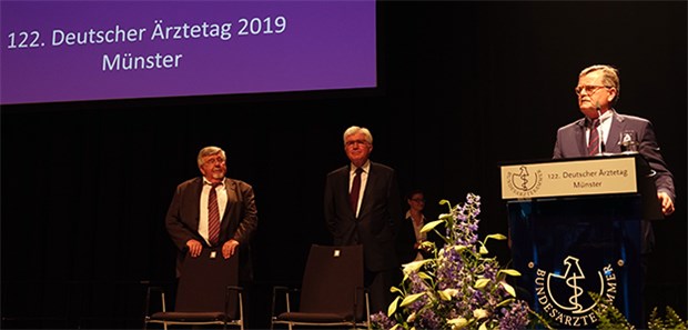 Montgomerys Ägide endet Der 122. Deutsche Ärztetag in Münster war der letzte für Professor Frank Ulrich Montgomery als Präsident der Bundesärztekammer.