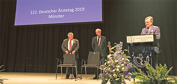 Der 122. Deutsche Ärztetag ist gestartet. Professor Frank Ulrich Montgomery, Präsident der Bundesärztekammer, sprach zur Eröffnung.