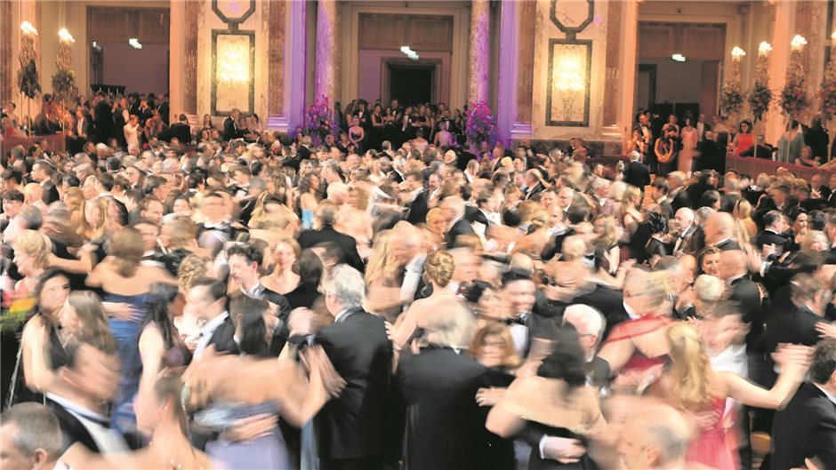 Der 71. Wiener Ärzteball in der Hofburg. Es hieß wieder: 1 ,2,3...alles Walzer