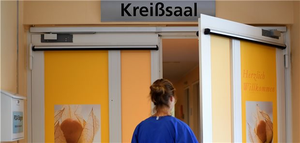 Mehr Kreißsäle sollen in die Hand von Hebammen Der Ausbau hebammengeleiteter Kreißsäle soll in NRW gefördert werden.