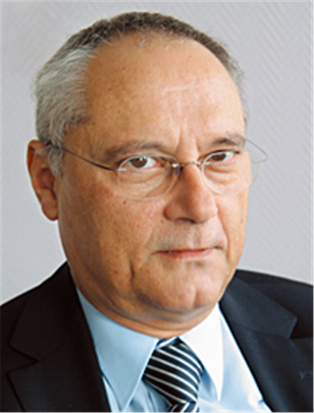 Apotheker als Ko-Therapeut? Der Autor ist stellv. Chefredakteur und Ressortleiter Gesundheitspolitik der Ärzte Zeitung. Schreiben Sie ihm: helmut.laschet@springer.com