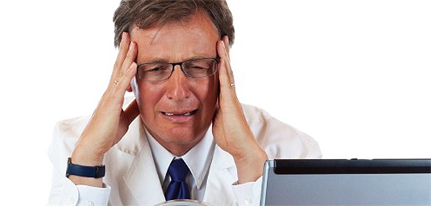 Wenn Ärzte vor Patienten weinen Der Beruf des Arztes ruft immer wieder mal starke Emotionen hervor.