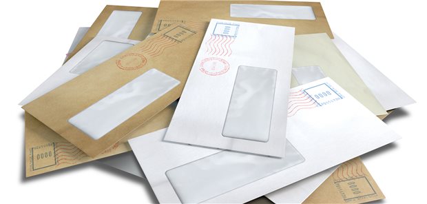 Der Beschwerdeführer hatte die Befürchtung geäußert, schon bei einem flüchtigen Blick auf den Briefumschlag könnten Nachbarn oder der Postbote auf die Art seiner Erkrankung schließen. 