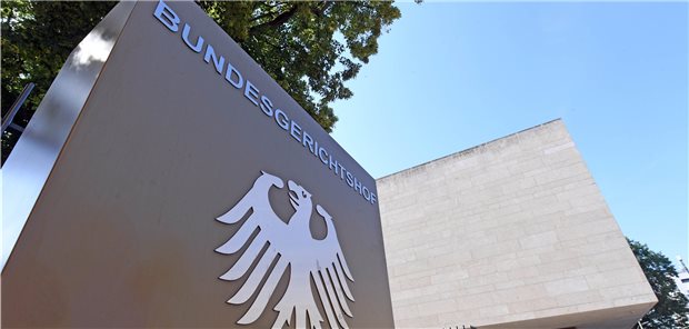 BGH: Abruptio nur vor Öffnung der Gebärmutter rechtmäßig Der Bundesgerichtshof hat die Verurteilung zweier Gynäkologen wegen Totschlags im Zusammenhang mit einer Zwillingsgeburt bestätigt.