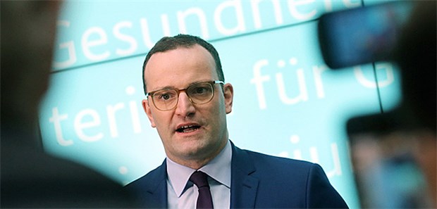 Spahn will TSVG-Debatte versachlichen Der Bundesgesundheitsminister im Fokus: Am 18. Januar will sich Jens Spahn der Kritik der Ärzteschaft an seinem TSVG-Entwurf stellen.