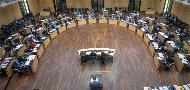 GKV-Spargesetz sorgt im Bundesrat für schlechte Stimmung Der Bundesrat hat eine kritische Stellungnahme zum von der Bundesregierung vorgelegten GKV-Finanzstabilisierungsgesetz vorgelegt.