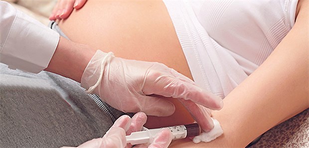 Pränatale Diagnostik – drei Fragen zu klären Der Bundestag will klären, wie weit der Einfluss von molekulargenetischen Testverfahren in der Schwangerschaft reichen soll.