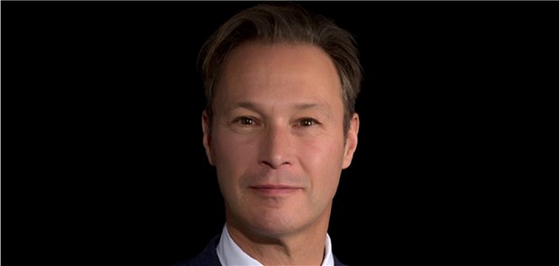 Der Fachanwalt für Medizinrecht Jörg Heynemann: „Selbst wenn der Gutachter einen einfachen Behandlungsfehler bestätigt, heißt das nicht, dass der Prozess gewonnen wird, denn der Patient muss auch beweisen, dass der Schaden Folge des Behandlungsfehlers ist.“