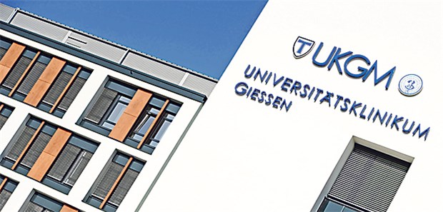 Eltern gegen Uniklinik - der Fall Eren Der Fall Muhammet Eren hält das UKGM derzeit in Atem.