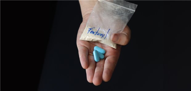 Der Gebrauch von zum Beispiel Fentanyl kann ja zu einer Opioidkonsum-Störung führen. Unklar ist bisher, welche Rolle Opioide bei der Entstehung einer Hyperalgesie inne haben.