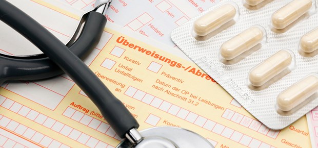 Thüringen: AOK verlängert Hausarztvertrag Der Hausarzt als Lotse in Thüringen: Die AOK plus, die größte Kasse im Land, verlängert den Vertrag zur hausarztzentrierten Versorgung.