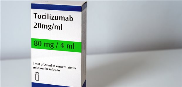 Tocilizumab bei COVID-19: Nutzen unklar Der IL-6-Inhibitor Tocilizumab soll eine mögliche überschießende Immunreaktion, den „Zytokinsturm“, abschwächen.