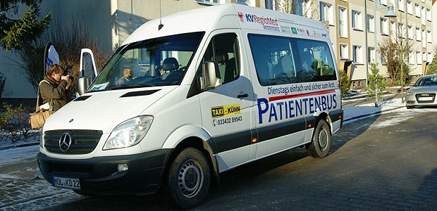 Patientenbus fährt nicht mehr Der "KV RegioMed Patientenbus" in Brandenburg hat ausgeident.