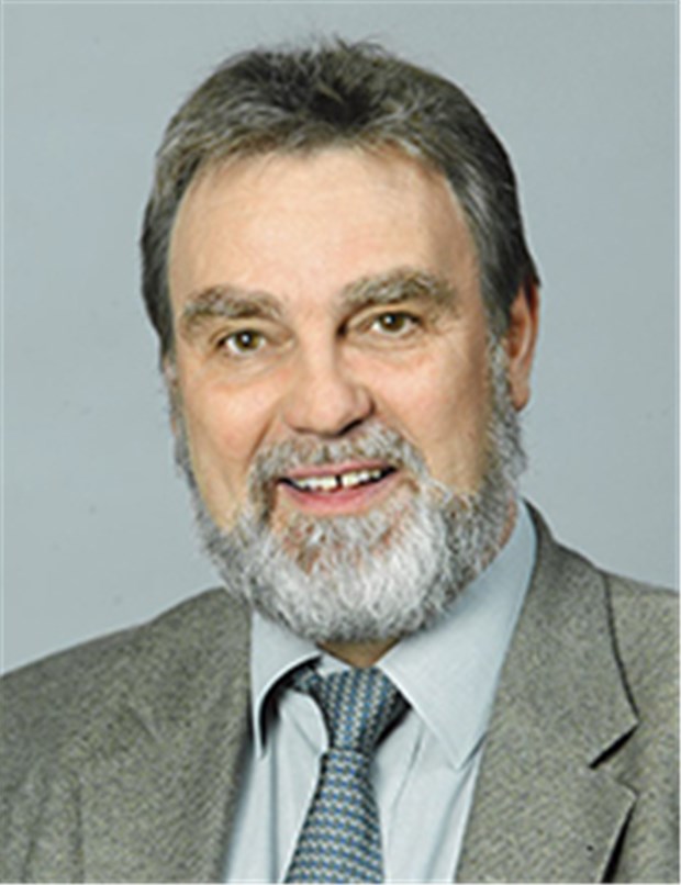 IKK-Hausarztvertrag startet erst Anfang 2011 "Der KVWL-Vorstand macht Politik gegen die Hausärzte." (Dr. Norbert Hartmann, Chef des Hausärzteverbands in Westfalen-Lippe)