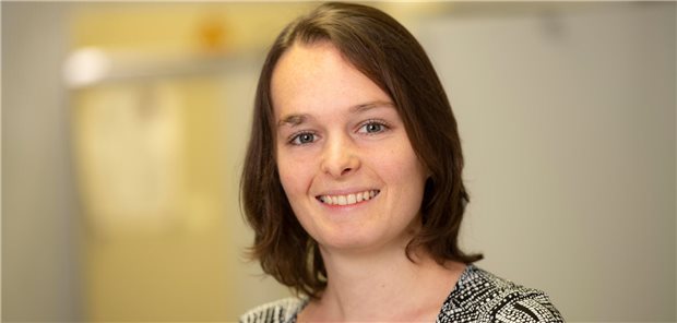 Johanna Winter erhält Klee-Preis für neue Mikrostrahltherapie Der Klee-Preis 2024 geht an Dr. Johanna Winter vom Klinikum rechts der Isar (München).